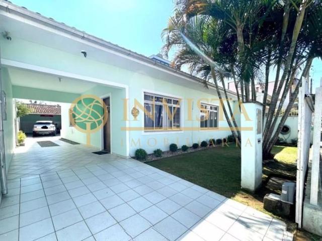 Casa em Flor de Nápolis, São José/SC de 170m² 3 quartos à venda por R$ 1.099.600,00
