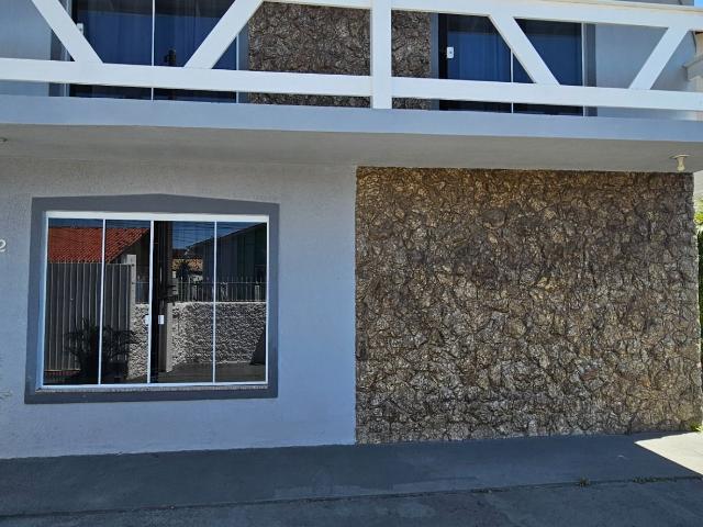Casa em Flor de Nápolis, São José/SC de 200m² 4 quartos à venda por R$ 779.800,00