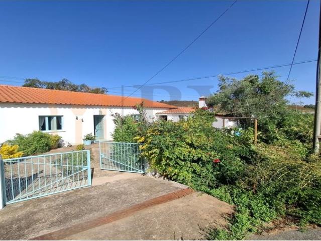 Casa em Fontes Ferrenhas, Almodôvar