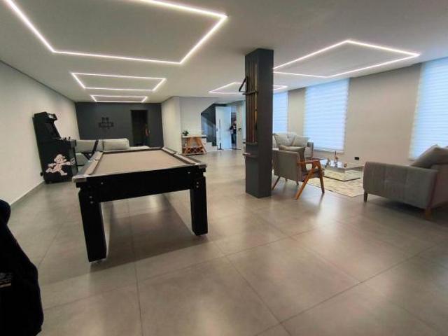 Casa em Gramado, Cotia/SP de 450m² 4 quartos à venda por R$ 1.980.000,00