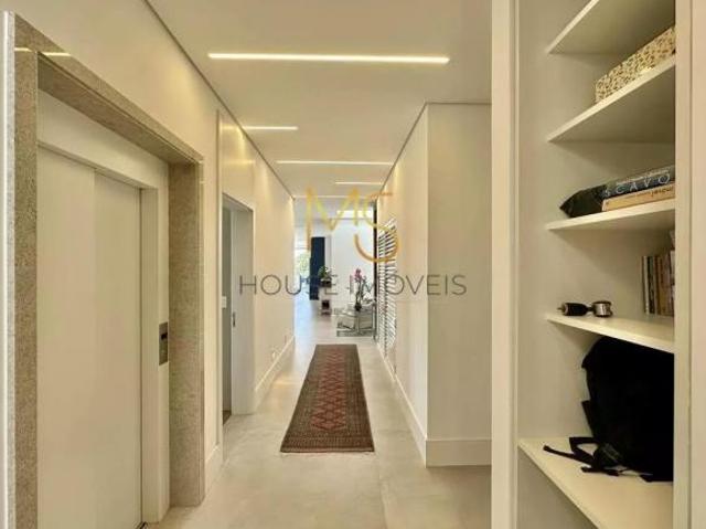 Casa em Granja Viana, Cotia/SP de 547m² 7 quartos à venda por R$ 5.700.000,00