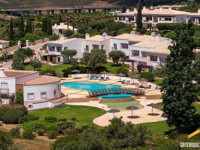 Casa em grupo com 3 quartos em Vale da Ribeira, Odiaxere, Al. 179m² Odiáxere