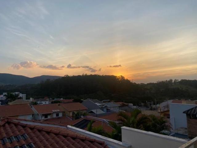 Casa em Horto Santo Antonio, Jundiaí/SP de 215m² 3 quartos à venda por R$ 960.000,00