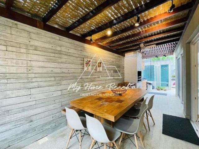 Casa em Juquehy, São Sebastião/SP de 169m² 4 quartos à venda por R$ 2.850.000,00