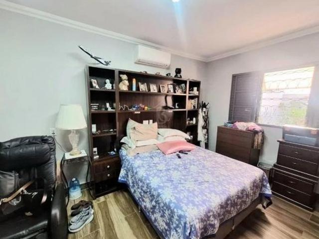Casa em Jardim Cavallari, Marília/SP de 20m² 4 quartos à venda por R$ 650.000,00