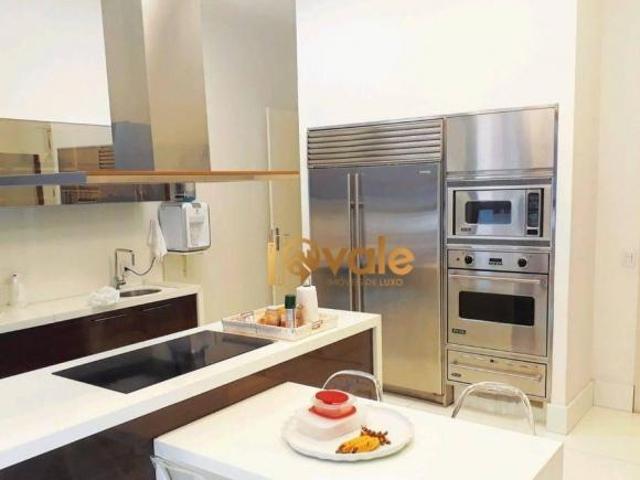 Casa em Jardim das Colinas, São José dos Campos/SP de 1374m² 6 quartos à venda por R$ 17.000.000,00