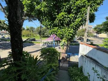Praça da Criança - Garagem, Despensa