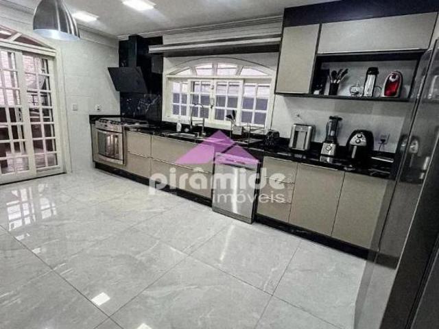 Casa em Jardim das Indústrias, São José dos Campos/SP de 254m² 4 quartos à venda por R$ 1.400.000,00