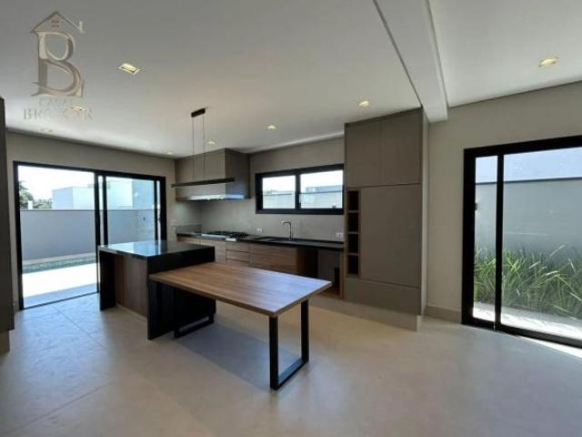 Casa em Jardim Esmeralda, Marília/SP de 248m² 3 quartos à venda por R$ 1.700.000,00