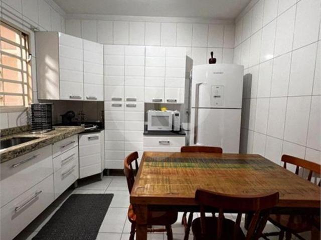 Casa em Jardim Florestal, Jundiaí/SP de 200m² 3 quartos à venda por R$ 880.000,00