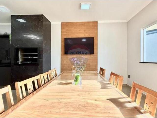 Casa em Jardim Flamboyant, Botucatu/SP de 300m² 2 quartos à venda por R$ 549.900,00