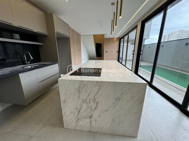 Casa em Jardim Flamboyant, Paulínia/SP de 277m² 3 quartos para locação R$ 14.000,00/mes