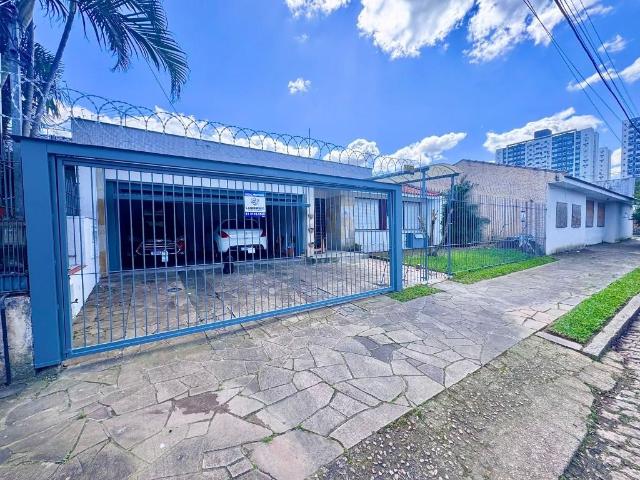 Casa em Jardim Lindóia, Porto Alegre/RS de 240m² 3 quartos à venda por R$ 849.800,00