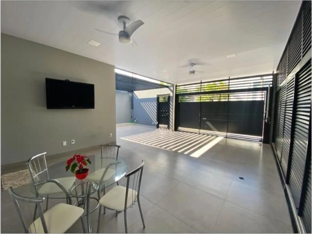Casa em Jardim Parati, Marília/SP de 275m² 3 quartos à venda por R$ 749.600,00