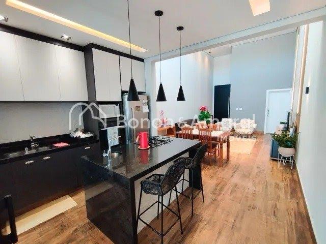 Casa em Jardim Planalto, Paulínia/SP de 185m² 3 quartos à venda por R$ 1.589.600,00