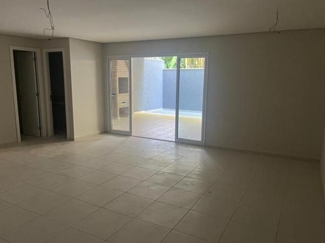 Casa em Jardim Rebelato, Cotia/SP de 203m² 3 quartos à venda por R$ 1.100.000,00