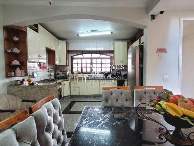 Casa em Jardim Rina, Santo André/SP de 202m² 3 quartos à venda por R$ 608.000,00