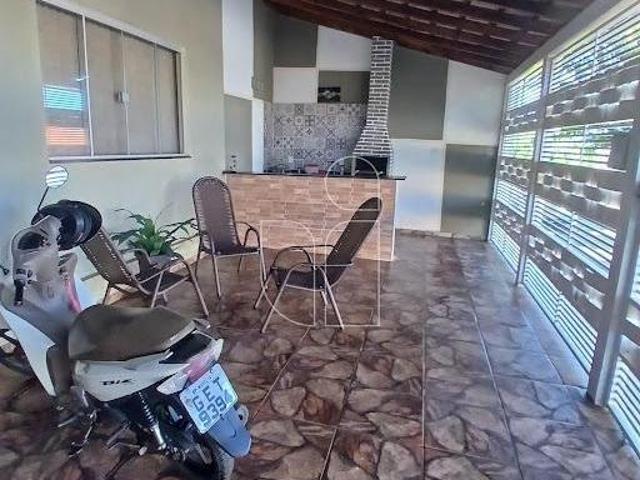 Casa em Jd Nacional Marília