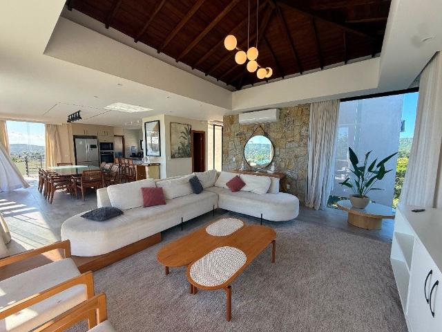 Casa em Ferradura, Armação dos Búzios/RJ de 195m² 5 quartos à venda por R$ 5.500.000,00 ou para locação R$ 1.600,00/dia