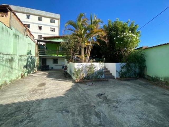 CASA EM LOTE 360m2