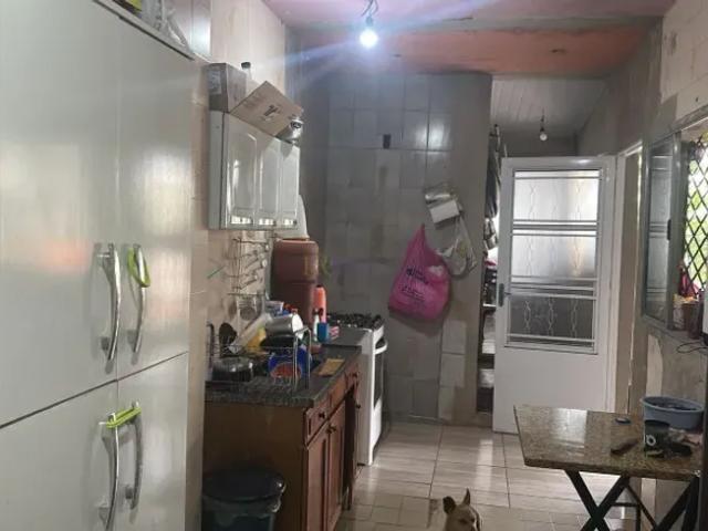Casa em lote de 360m
