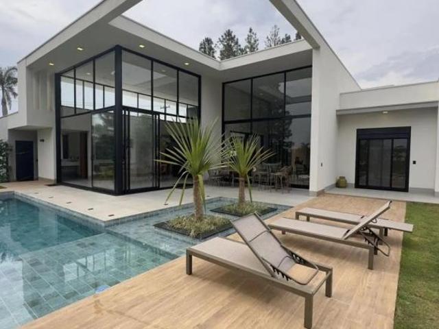 Casa em Loteamento Residencial Vale do Canaã, Marília/SP de 1006m² 4 quartos à venda por R$ 3.500.00