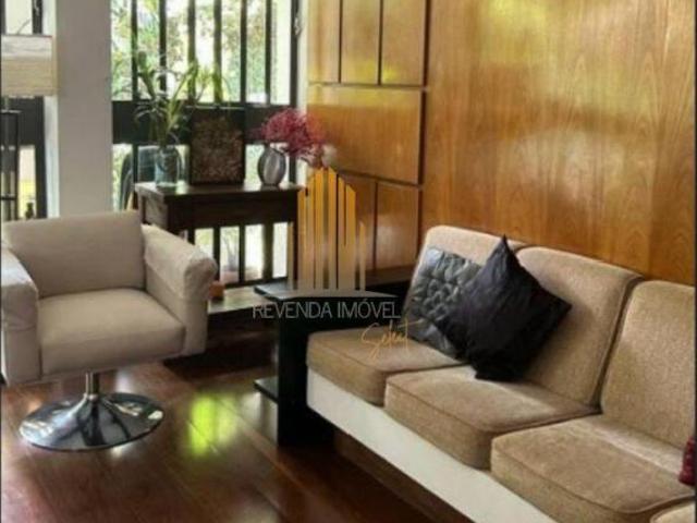 Casa em Pacaembu, São Paulo/SP de 264m² 3 quartos à venda por R$ 3.100.000,00
