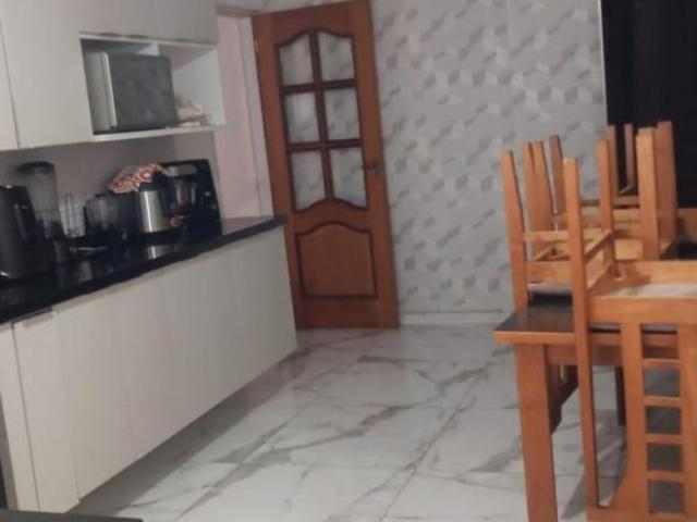 Casa em Parque Alto do Rio Bonito, São Paulo/SP de 200m² 4 quartos à venda por R$ 850.000,00