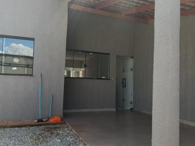Casa em Parque Los Angeles 1ª Etapa, Goianira/GO de 200m² 2 quartos à venda por R$ 209.580,00