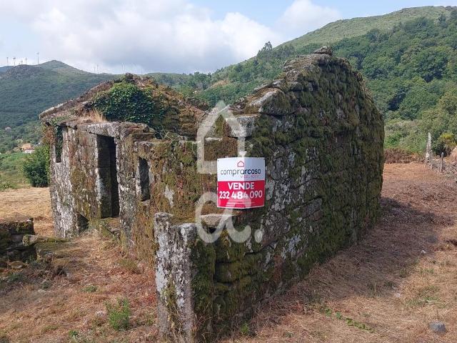 CASA EM PEDRA ALDEIA DE COVAS VOUZELA, Vouzela