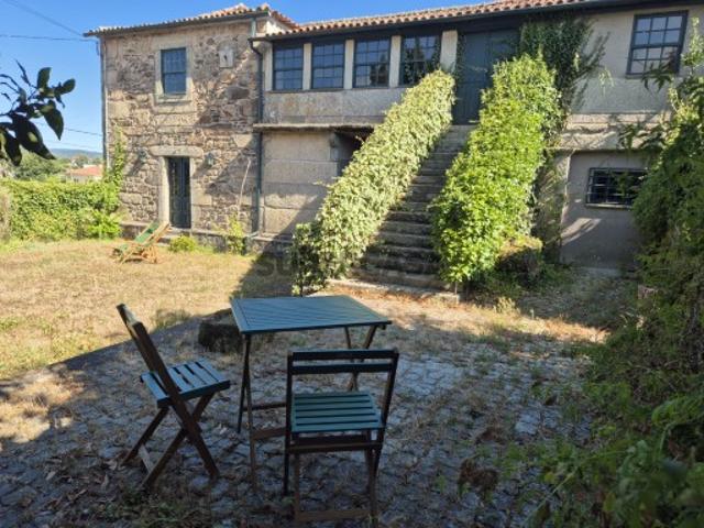 Casa em pedra completamente restaurada
