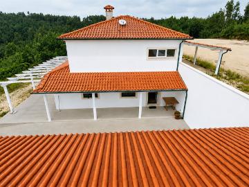 Casa em Pedrógão Grande Leiria 250m² Pedrógão Grande