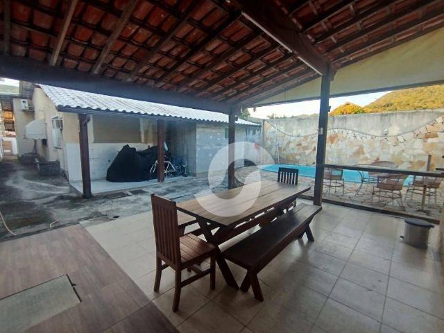 Casa em Piratininga, Niterói/RJ de 244m² 3 quartos à venda por R$ 1.069.900,00