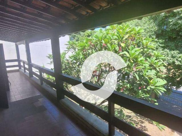 Casa em Piratininga, Niterói/RJ de 250m² 5 quartos para locação R$ 9.990,00/mes