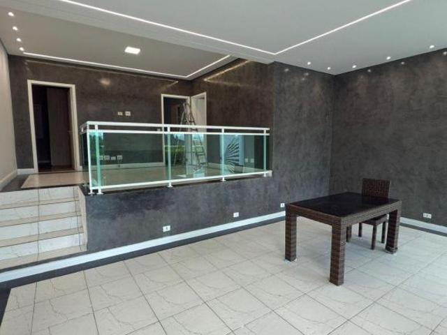 Casa em Pitas, Cotia/SP de 229m² 3 quartos à venda por R$ 1.600.000,00