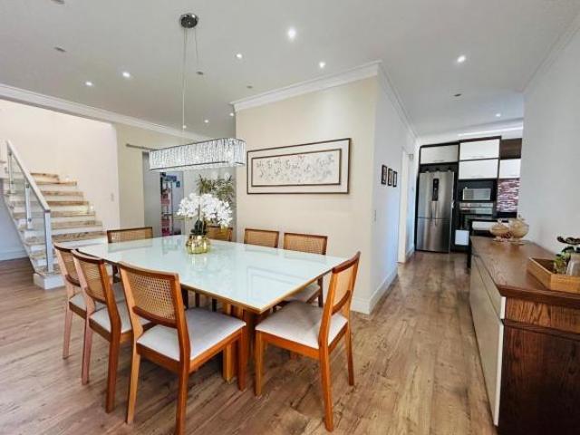 Casa em Pitas, Cotia/SP de 250m² 3 quartos à venda por R$ 1.590.000,00