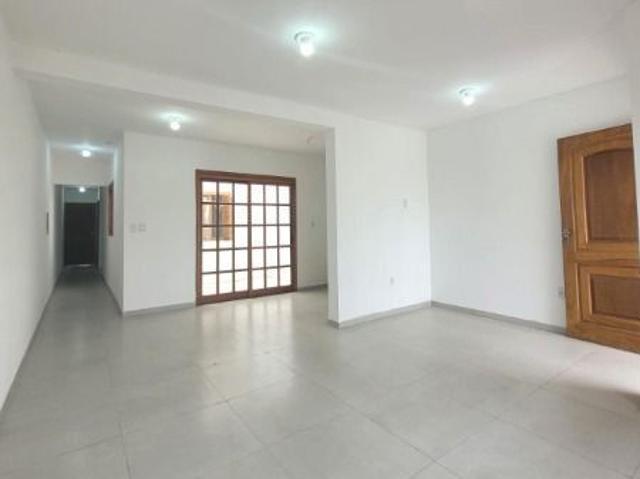 Casa em Porto Alegre, no bairro Aberta dos Morros, com 2 dormitório s, e 2 banheiros, para locação