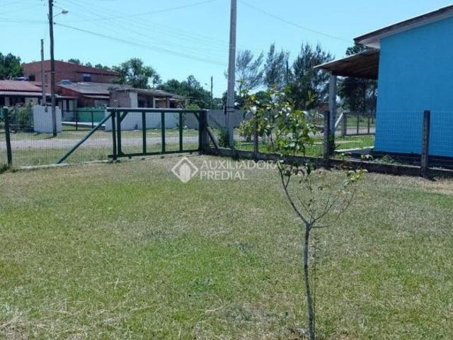 Casa em Praia Azul Oportunidade de Venda