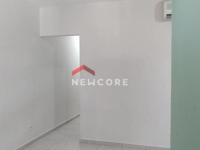 Casa em Rua Tropeiro José Riedo Jardim Honda 2 Londrina/PR