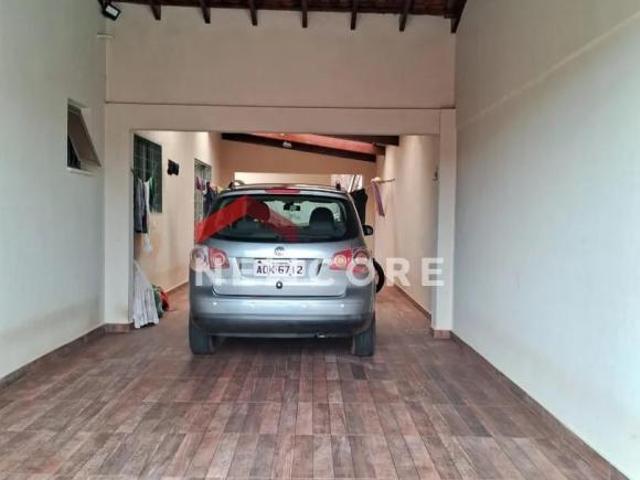 Casa em Rua Vitório Sborgi Colúmbia Londrina/PR