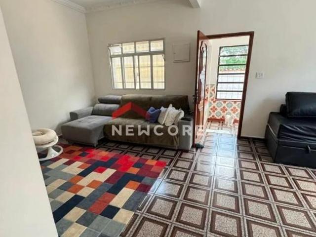 Casa em Rua Alberico Robillard de Marigny Vila Cascatinha São Vicente/SP