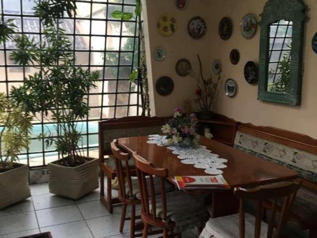 Casa em Rua Azevedo Sodré Passo da Areia Porto Alegre/RS