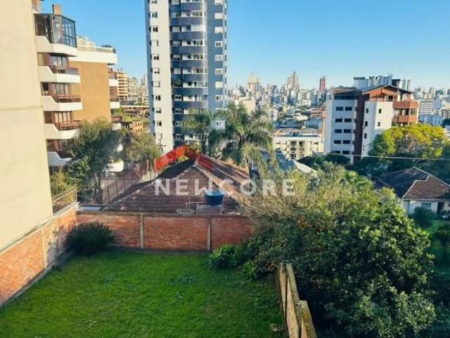 Casa em Rua Bento de Lavra Pinto Madureira Caxias do Sul/RS