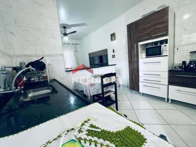 Casa em Rua Catarina Bandiera Caiçara Praia Grande/SP