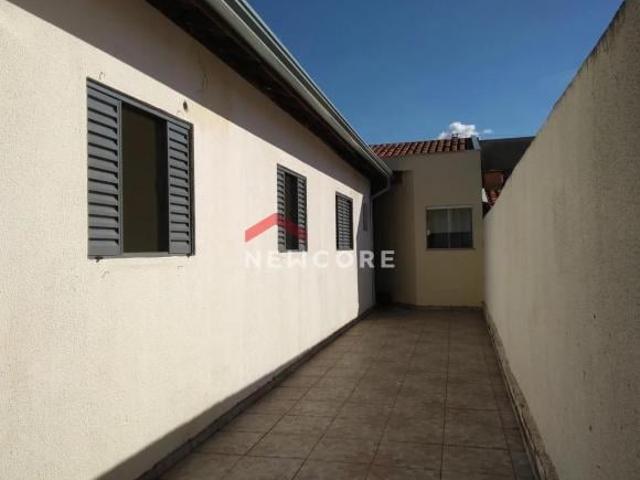 Casa em Rua Constância Moraes Souza Conjunto Habitacional Isaura Pitta Garms Bauru/SP