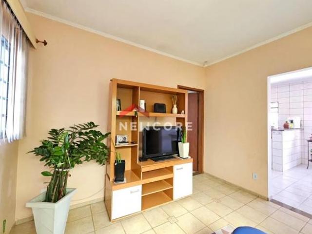 Casa em Rua Clóvis da Silva Gomes Vila Jardim Celina Bauru/SP