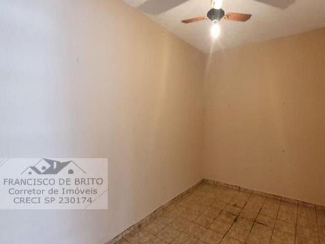 Casa em Rua Dona Mariana de Resende Costa Vila Brasil Cruzeiro/SP