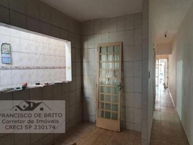 Casa em Rua Dona Mariana de Resende Costa Vila Brasil Cruzeiro/SP