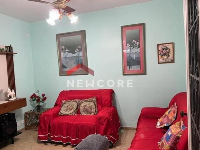 Casa em Rua Doutor Alamir Barros França Bom Retiro Santos/SP