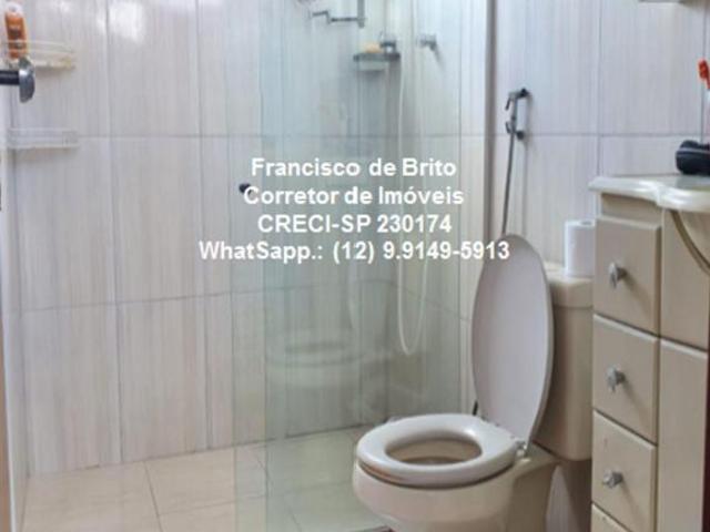 Casa em Rua Durvalino de Castro Vila Ana Rosa Novaes Cruzeiro/SP